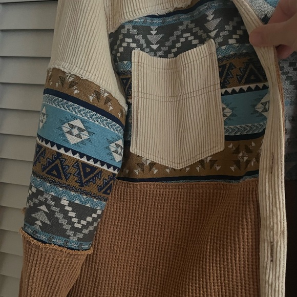 Buckle Shacket - Picture 11 of 15